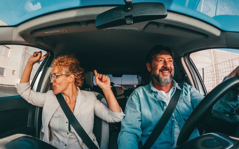 découvrez comment choisir l'assurance auto idéale pour conducteur, en évaluant les options, les garanties et les tarifs pour protéger votre véhicule et votre budget.