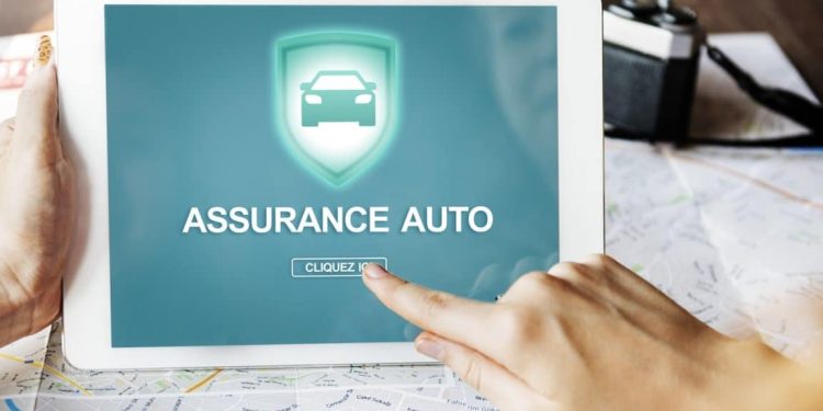 découvrez les coûts d'assurance pour les voitures électriques et comment ils se comparent à ceux des véhicules traditionnels. informez-vous sur les facteurs influençant les primes et les conseils pour réduire vos dépenses d'assurance auto.