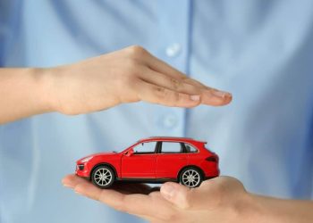 découvrez comment vous protéger après des orages avec nos conseils sur les assurances auto. obtenez des informations sur les garanties nécessaires, les démarches à suivre pour déclarer des sinistres et comment choisir la meilleure couverture adaptée à votre situation.