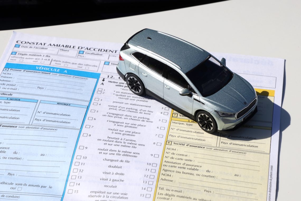 découvrez notre service de vente de voitures accompagnée de solutions d'assurance adaptées à vos besoins. profitez d'offres compétitives et d'un accompagnement personnalisé pour acheter votre véhicule en toute sérénité.