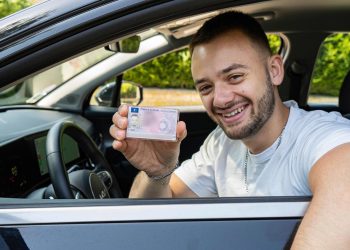 découvrez les meilleures offres d'assurance auto pour 2025, adaptées à vos besoins et à votre budget. protégez votre véhicule avec des garanties optimales et des tarifs compétitifs.