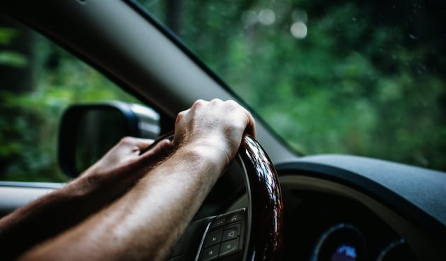 trouvez une assurance auto pas chère en ligne, rapide et sécurisée, adaptée à vos besoins pour protéger votre véhicule au meilleur prix.