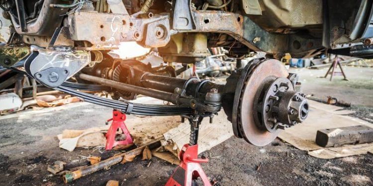 découvrez nos solutions d'assurance auto adaptées pour votre voiture immobilisée, offrant protection et assistance même lorsque votre véhicule est à l'arrêt.