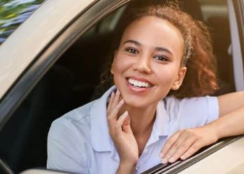 découvrez l'astuce méconnue que 1 français sur 3 utilise pour réduire le coût de son assurance auto et économisez dès aujourd'hui.