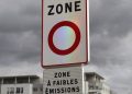découvrez les impacts clés du projet de loi sur la suppression des zones à faibles émissions (zfe) et ses conséquences sur l'environnement, la mobilité et l'économie locale.