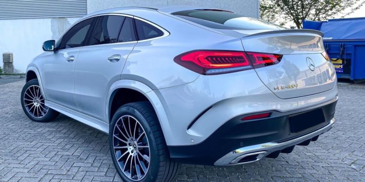 découvrez les vérités cachées des voitures d'occasion pour faire un choix éclairé et éviter les pièges lors de votre achat.