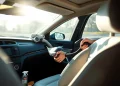 Guide complet pour nettoyer l’intérieur de votre voiture