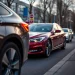 Comment l’assurance auto s’adapte-t-elle à une voiture hybride