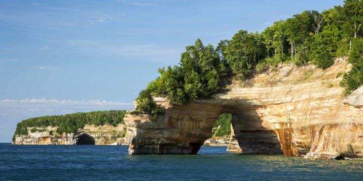 découvrez comment le michigan marque une réinvention décisive du parti démocrate, transformant son avenir politique et ses stratégies clés.